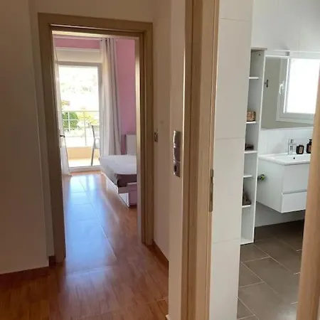 Eva στην περιοχή * Erétria