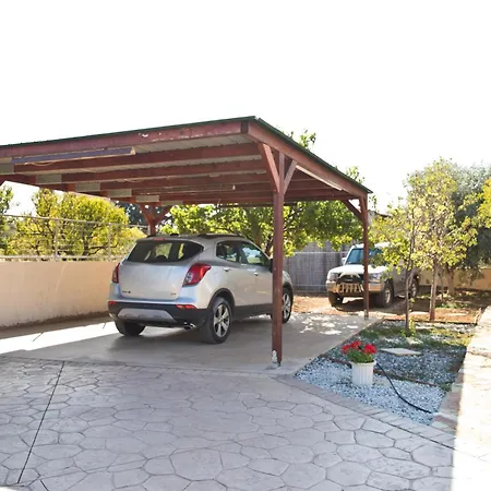 Eva στην περιοχή Villa *