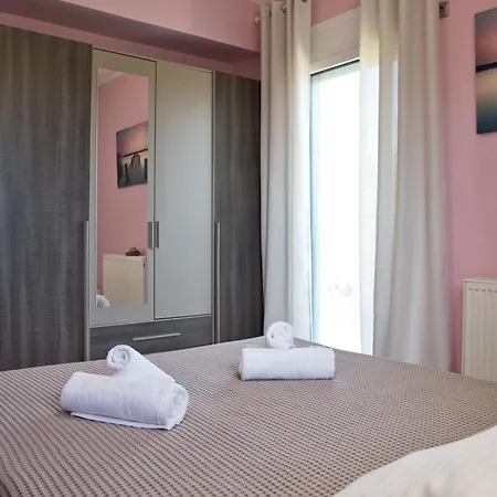 Eva στην περιοχή * Eretria (Evia)