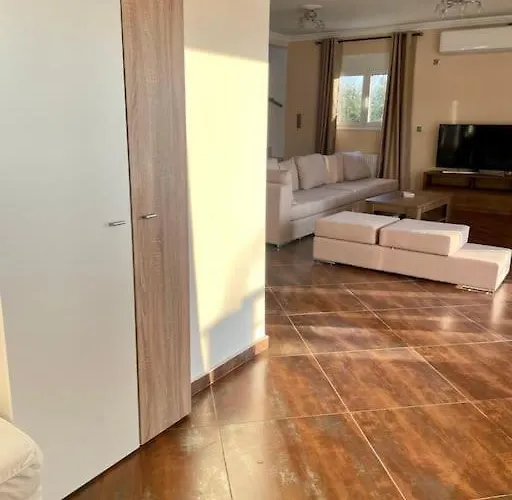 Eva στην περιοχή Villa