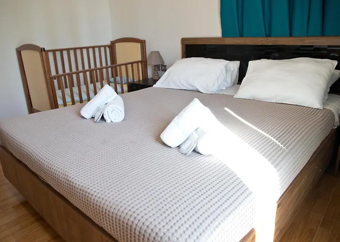 Eva στην περιοχή Villa Eretria (Evia)