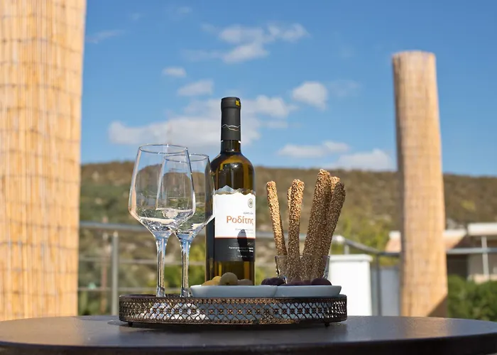 Eva στην περιοχή * Eretria (Evia)